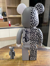 BE@RBRICK x Atmos x Staple 100% & 400% 灰色 (Staple 创始人 Jeff Ng 签名)